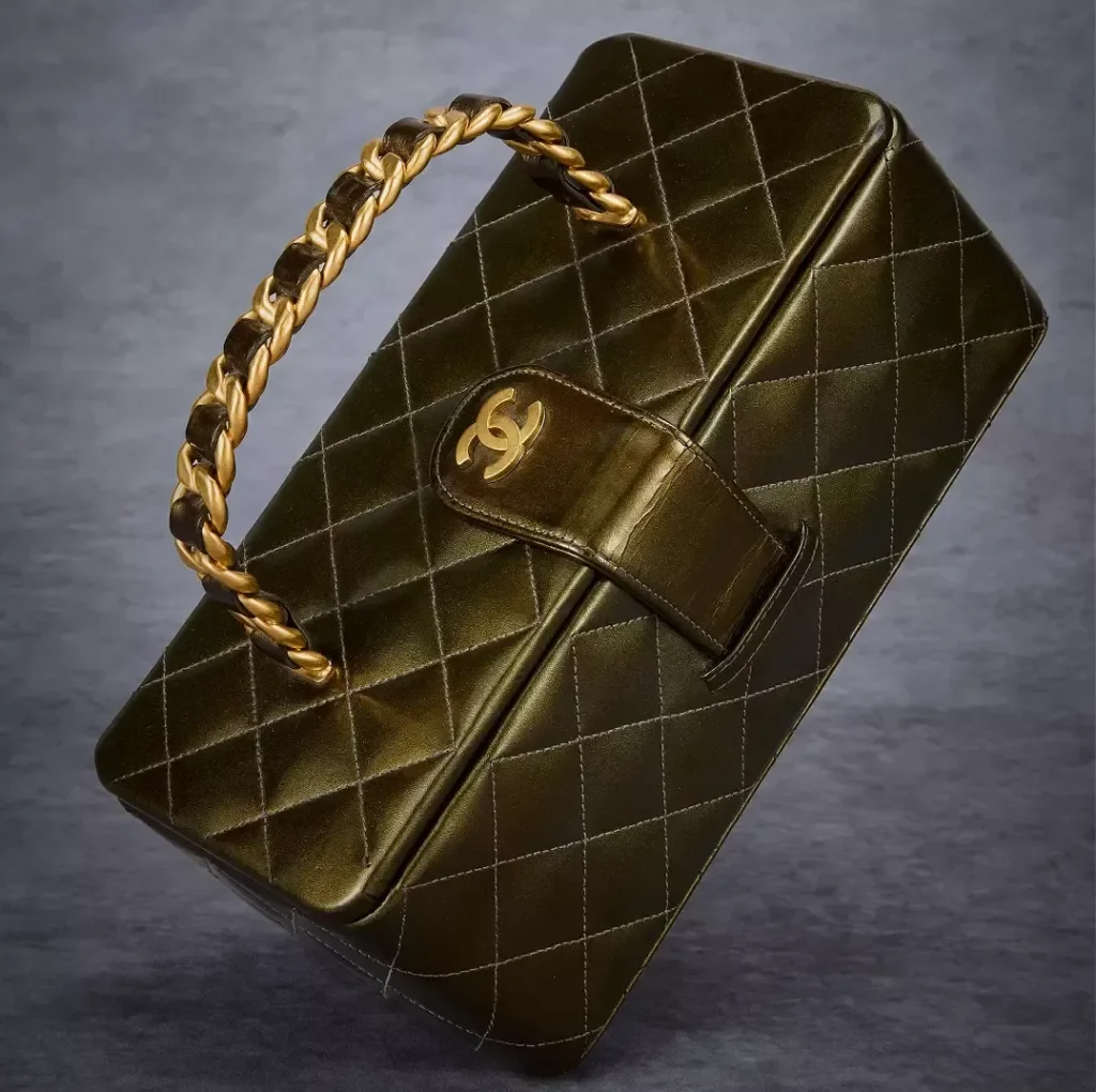 Quilted Chanel shoulder bag